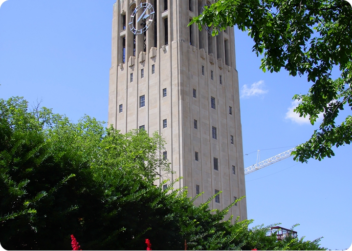 Summer Scene on Campus